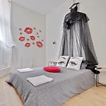 106-Suite Cece - Superb Duplex In Paris